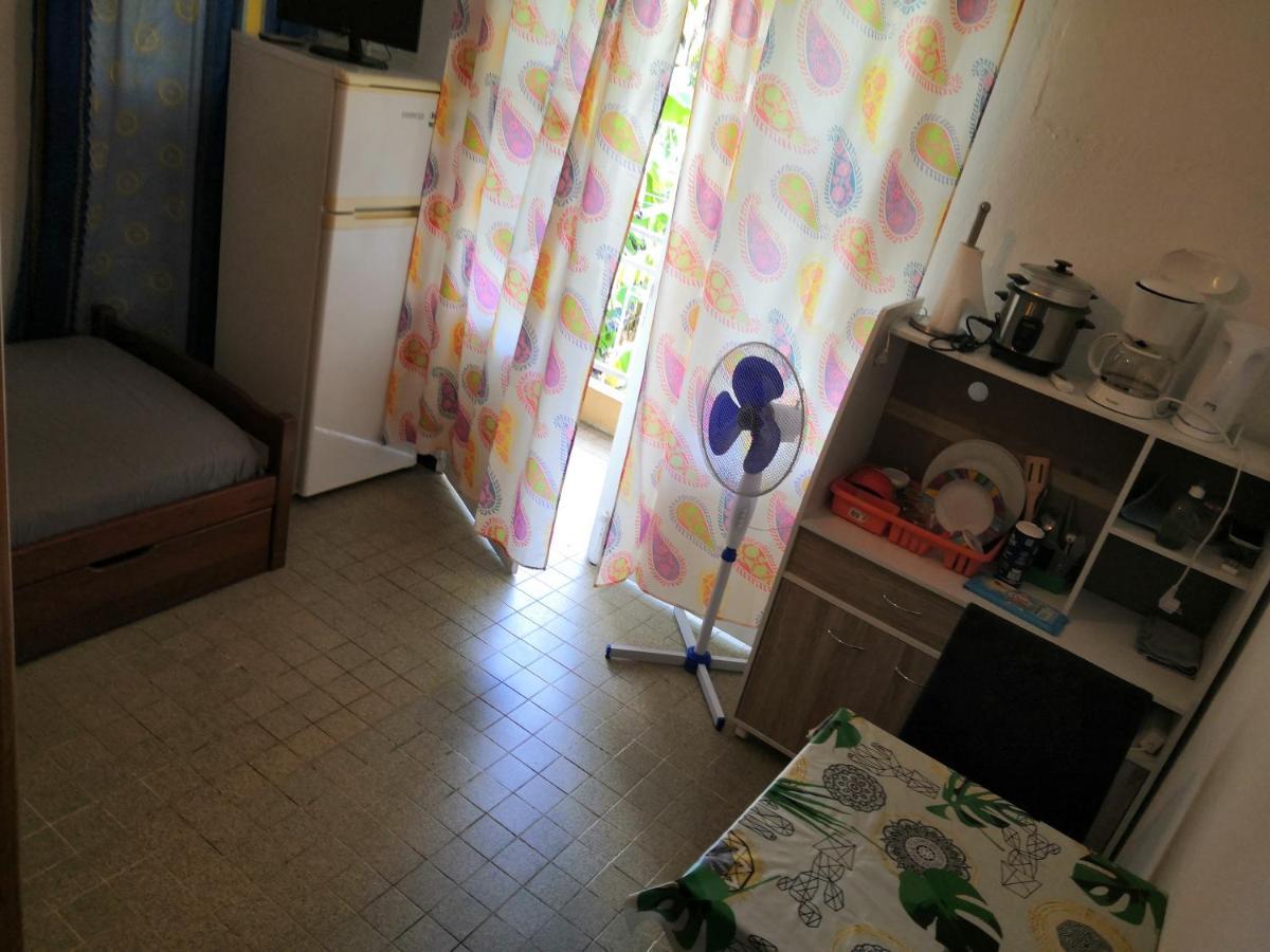 Locatriolet Lejlighed Saint-Denis Eksteriør billede
